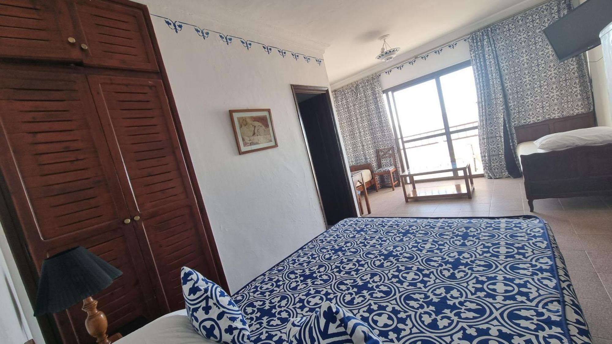 Hotel Zelis Асіла Екстер'єр фото