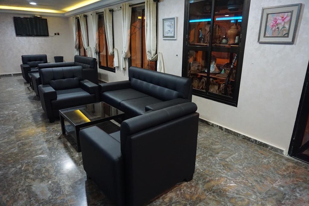 Hotel Zelis Асіла Екстер'єр фото