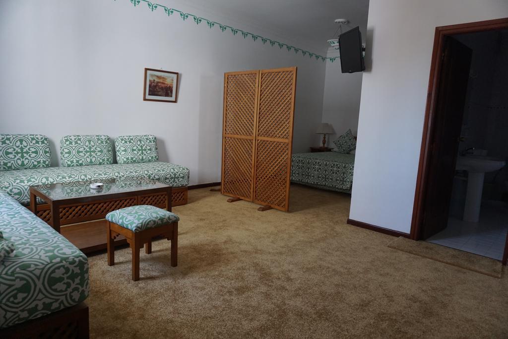 Hotel Zelis Асіла Екстер'єр фото